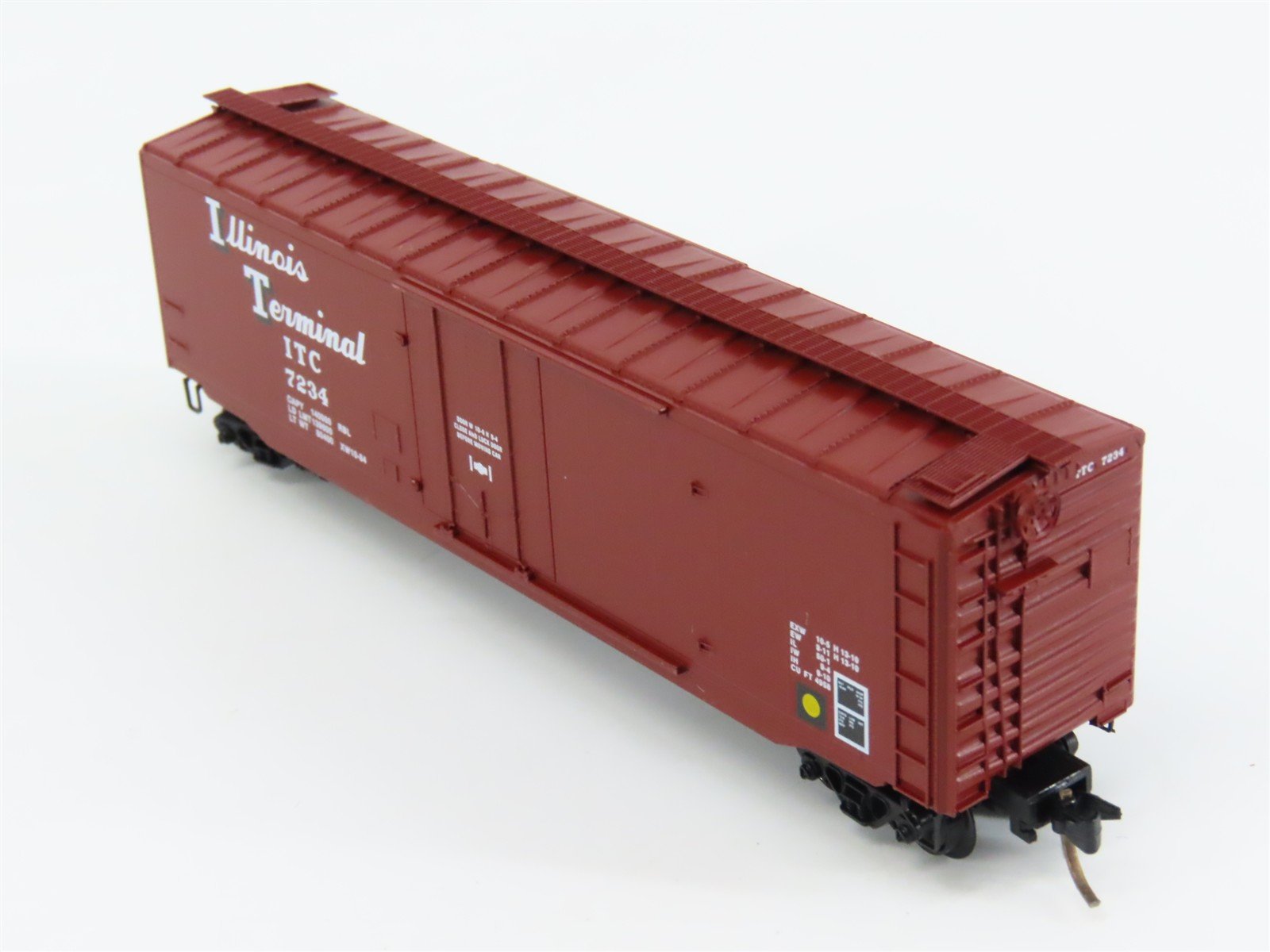 N Scale Micro-Trains 32270 ITC Illinois Terminal 50' Plug Door Box Car 7234 RTR