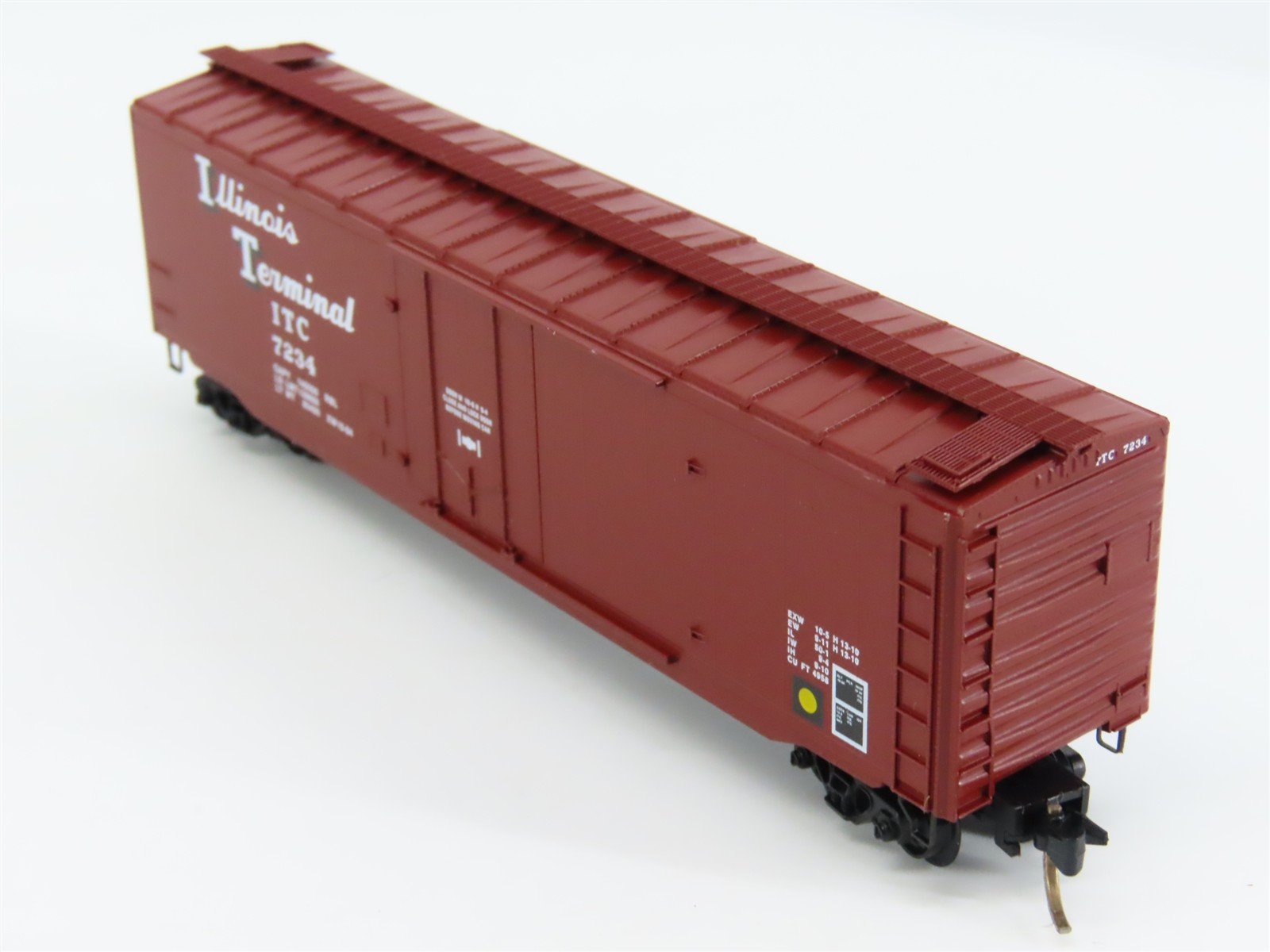 N Scale Micro-Trains 32270 ITC Illinois Terminal 50' Plug Door Box Car 7234 RTR