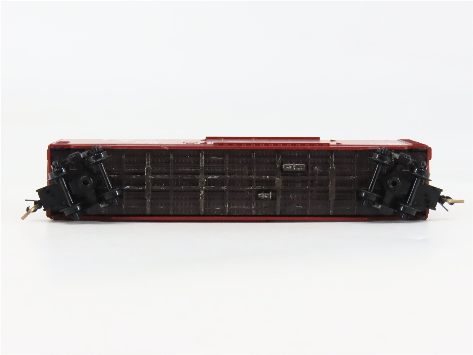 N Scale Micro-Trains 32270 ITC Illinois Terminal 50' Plug Door Box Car 7234 RTR