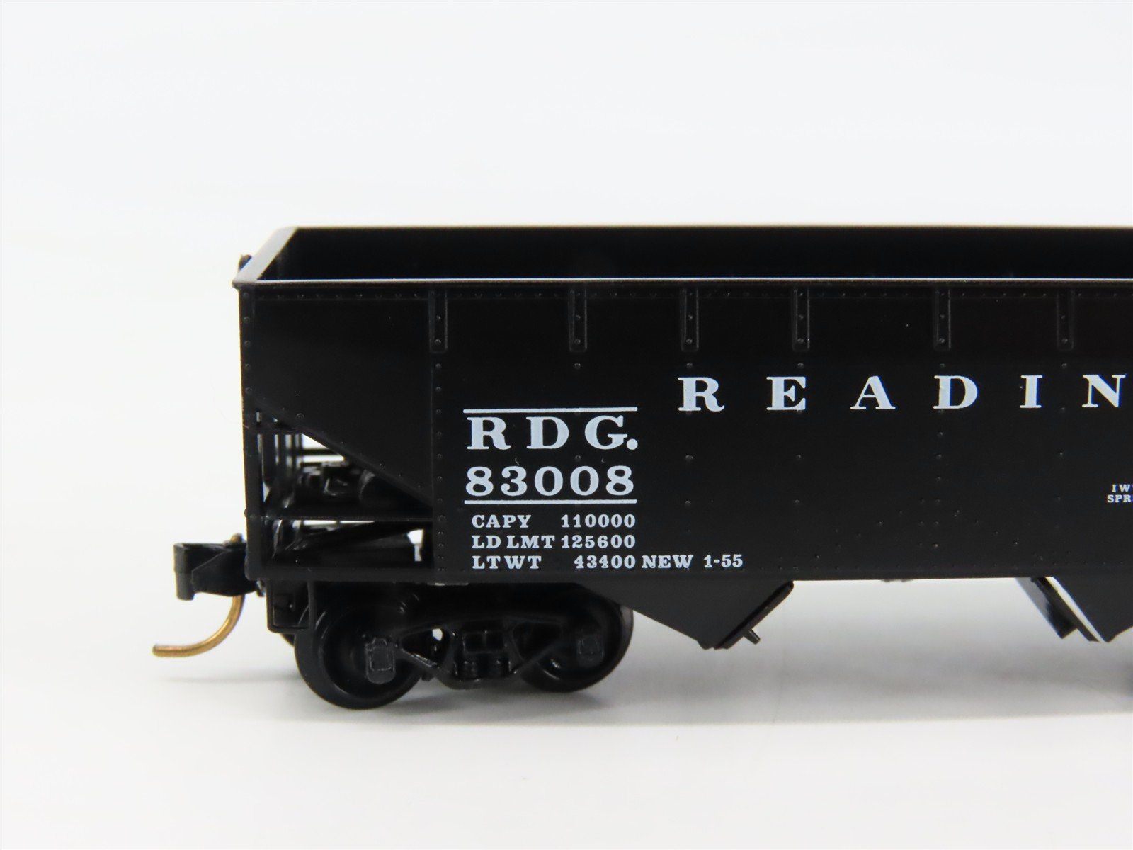 N Scale Micro-Trains 55310 RDG Reading 33' 2-Bay Hopper 83008 RTR