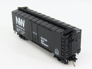 N Scale Micro-Trains 21150 NW Norfolk & Western 40' Plug Door Box Car 47500 RTR