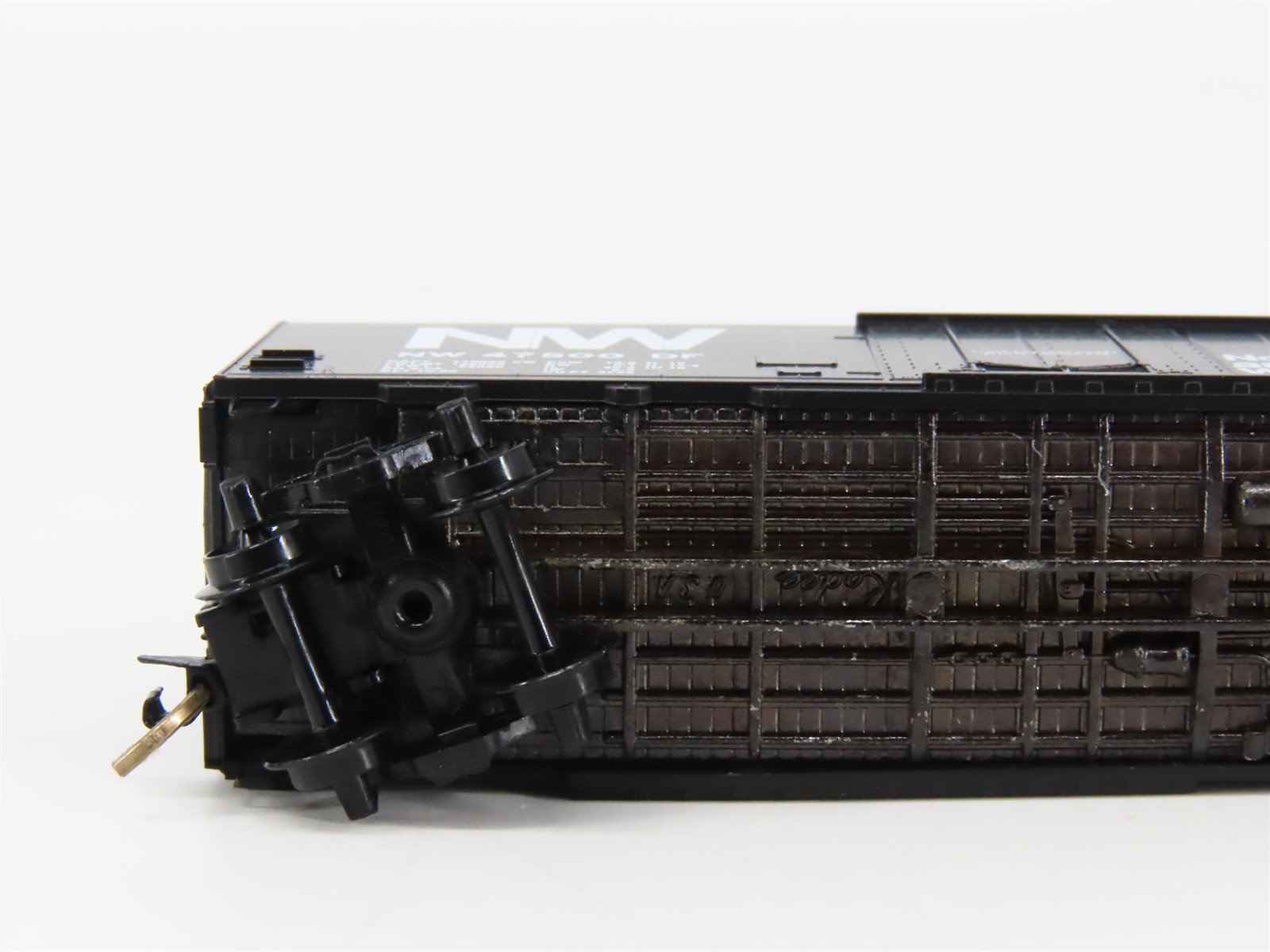 N Scale Micro-Trains 21150 NW Norfolk & Western 40' Plug Door Box Car 47500 RTR