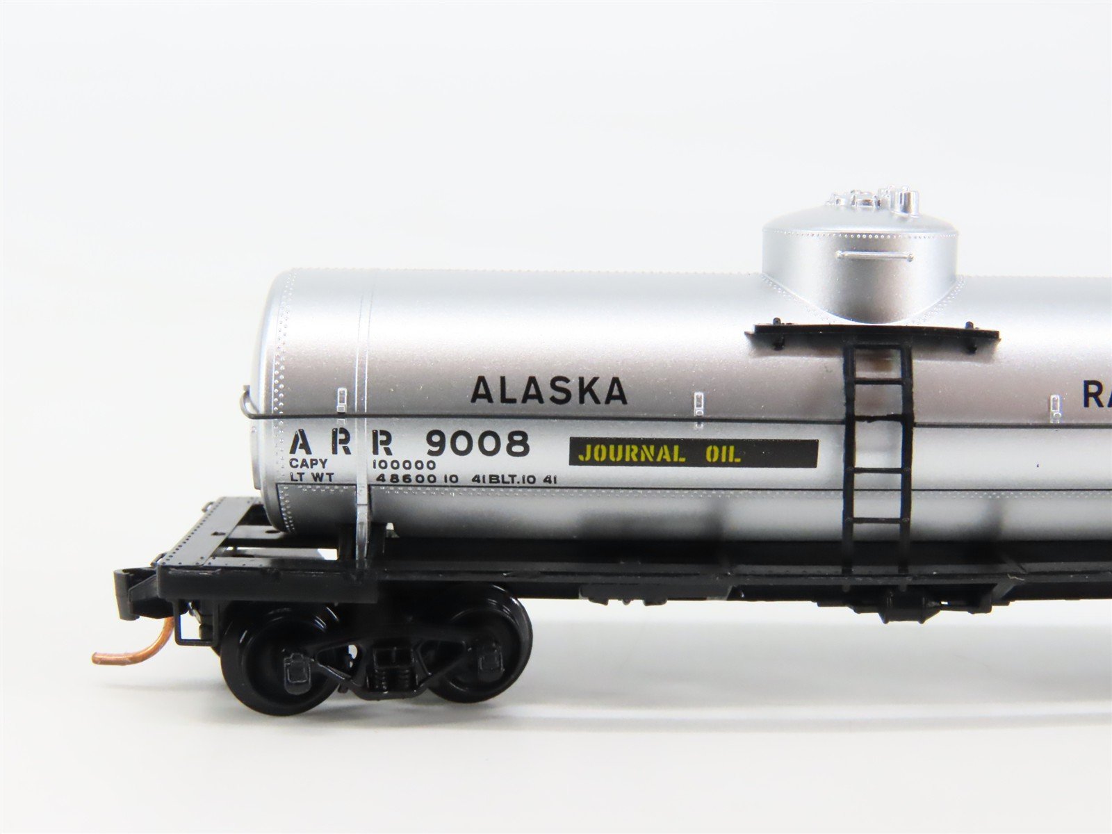 N Scale Micro-Trains 06500270 ARR Alaska Railroad 39' Tank Car 9008 RTR