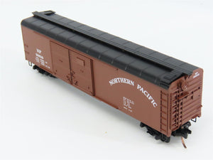 N Scale Micro-Trains 79020 NP Northern Pacific 50' Box Car 39610 RTR