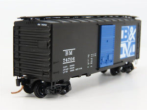 N Scale Micro-Trains 20400 BM Boston & Maine 40' Box Car 74706 RTR