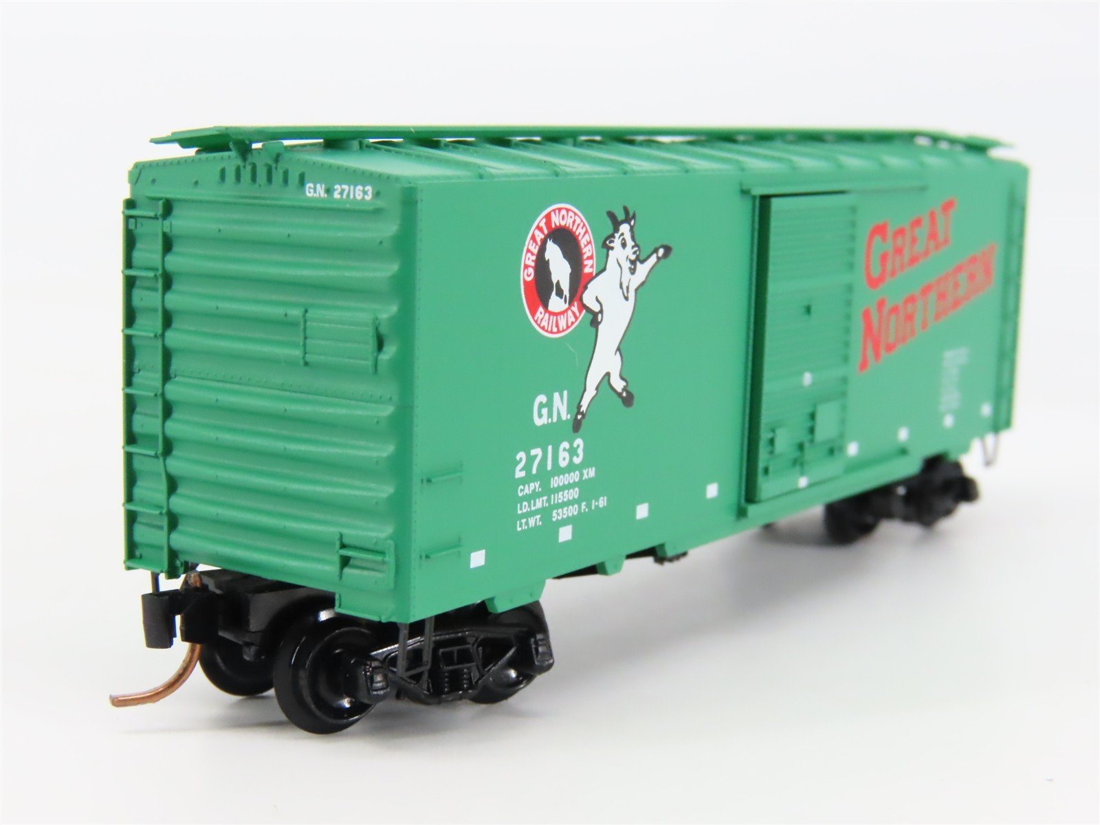N Scale Micro-Trains 20420 GN Great Northern 40' Box Car 27163 RTR