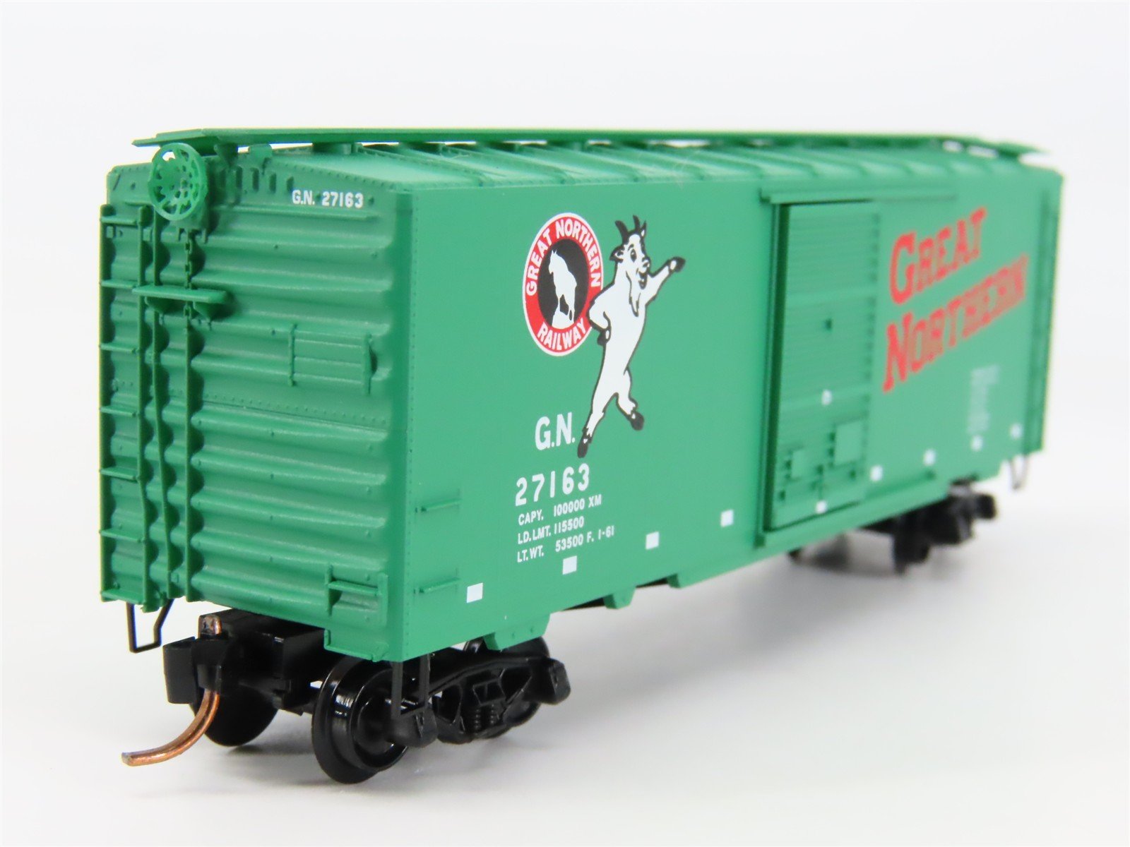 N Scale Micro-Trains 20420 GN Great Northern 40' Box Car 27163 RTR