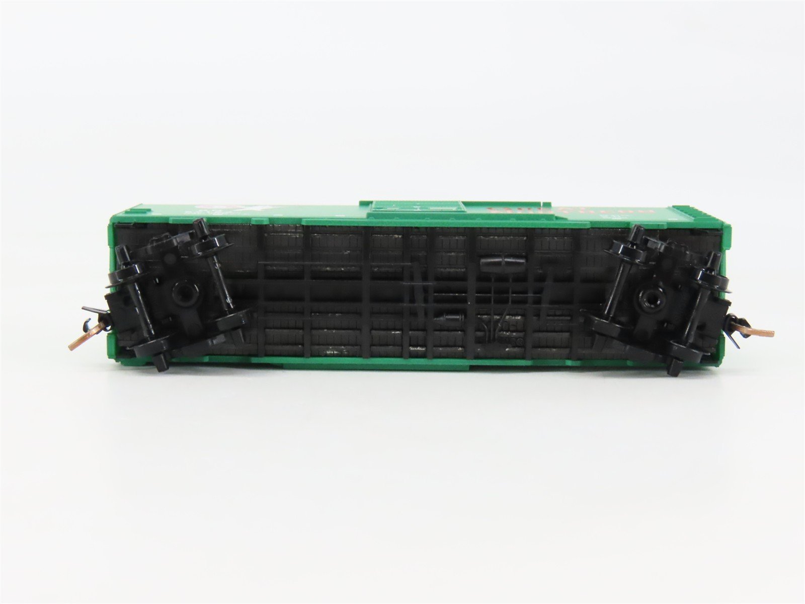 N Scale Micro-Trains 20420 GN Great Northern 40' Box Car 27163 RTR