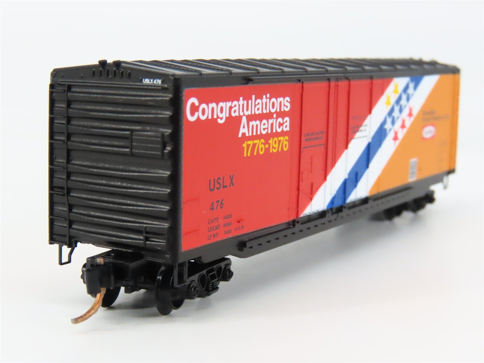 N Scale Micro-Trains 75050 USLX Canadian Forest Products Ltd. 50' Box Car RTR
