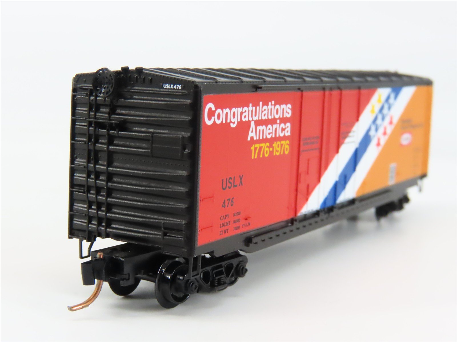 N Scale Micro-Trains 75050 USLX Canadian Forest Products Ltd. 50' Box Car RTR