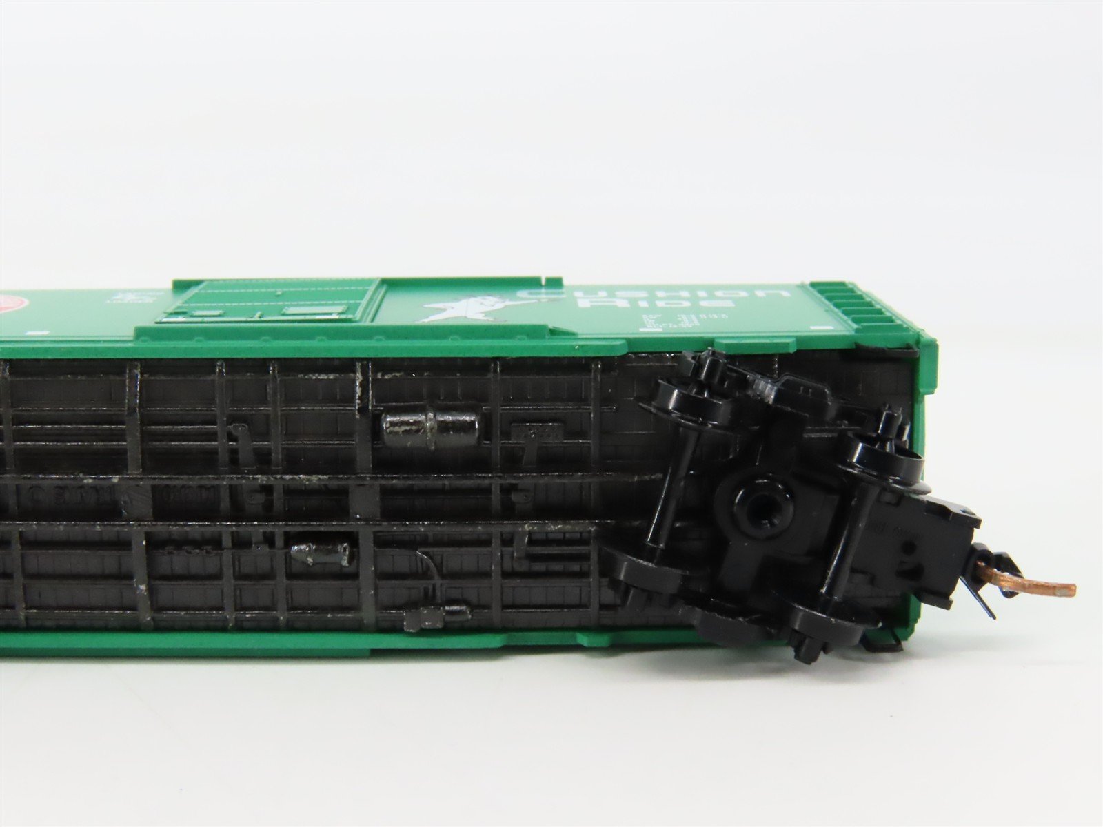 N Scale Micro-Trains 20680 GN Great Northern 40' Box Car 39996 RTR