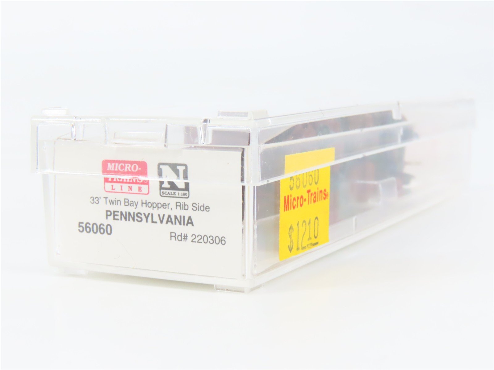 N Scale Micro-Trains 56060 PRR Pennsylvania 33' 2-Bay Hopper 220306 RTR