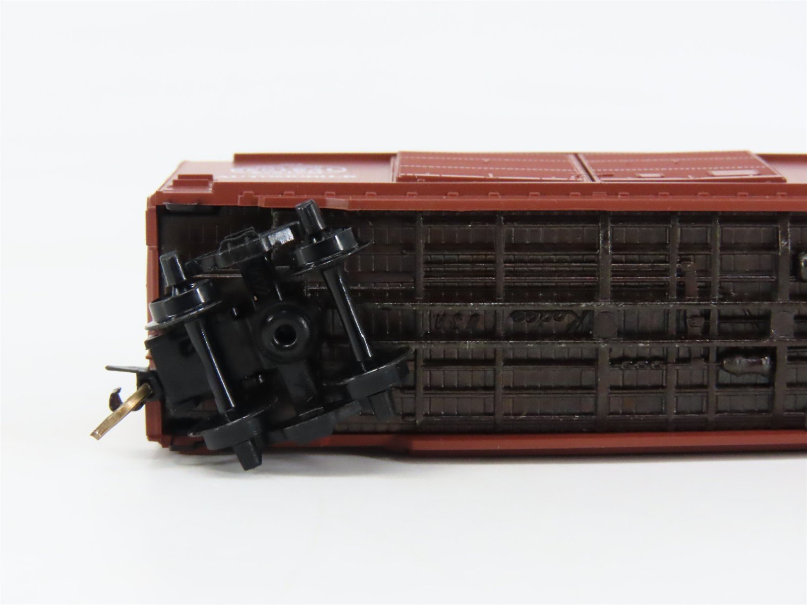 N Scale Micro-Trains 23160 NYC New York Central 40' Box Car 70099 RTR