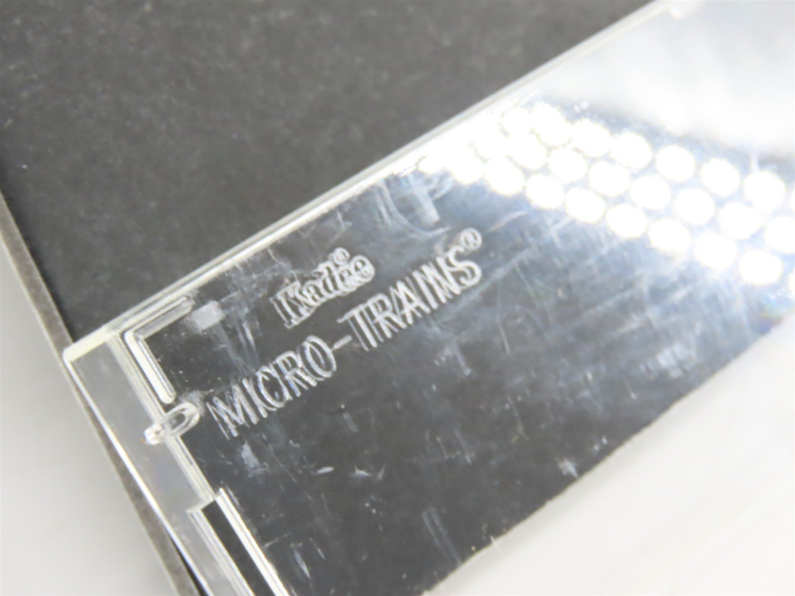 N Scale Micro-Trains 23160 NYC New York Central 40' Box Car 70099 RTR