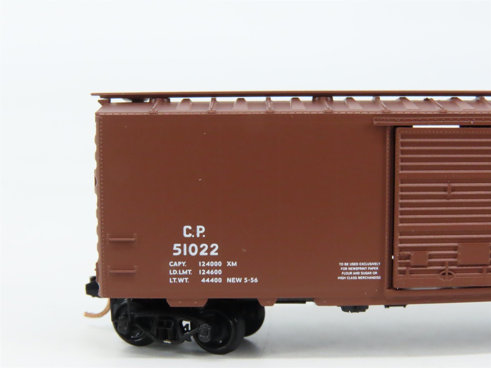 N Scale Micro-Trains 20436 CP Canadian Pacific 40' Box Car 51022 RTR