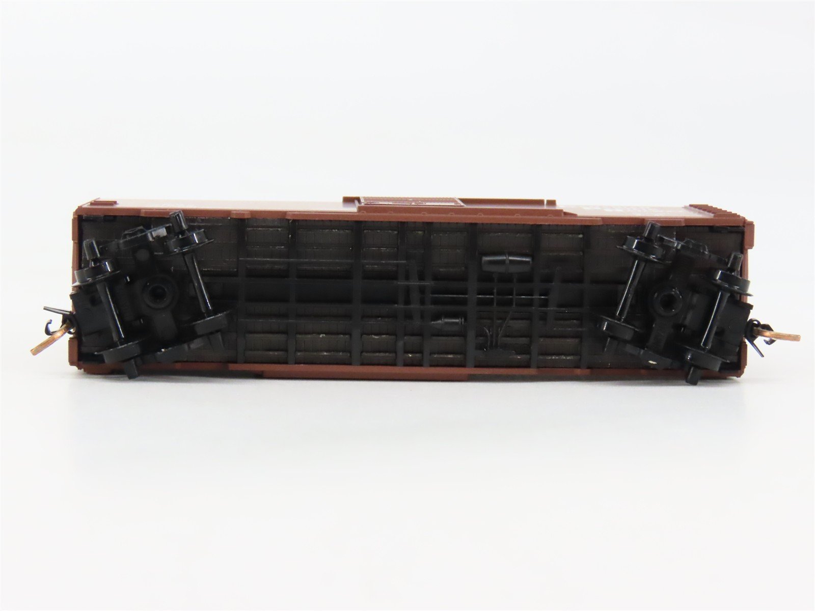 N Scale Micro-Trains 20436 CP Canadian Pacific 40' Box Car 51022 RTR