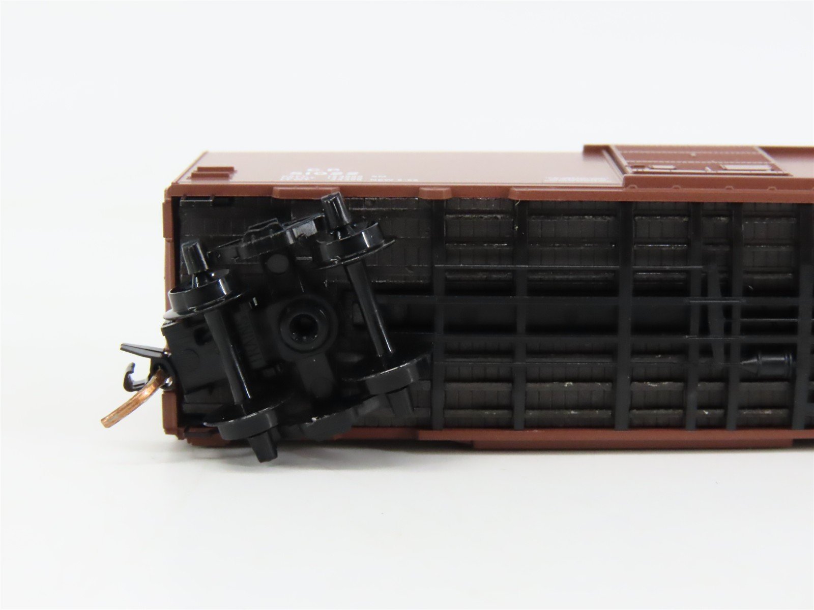 N Scale Micro-Trains 20436 CP Canadian Pacific 40' Box Car 51022 RTR
