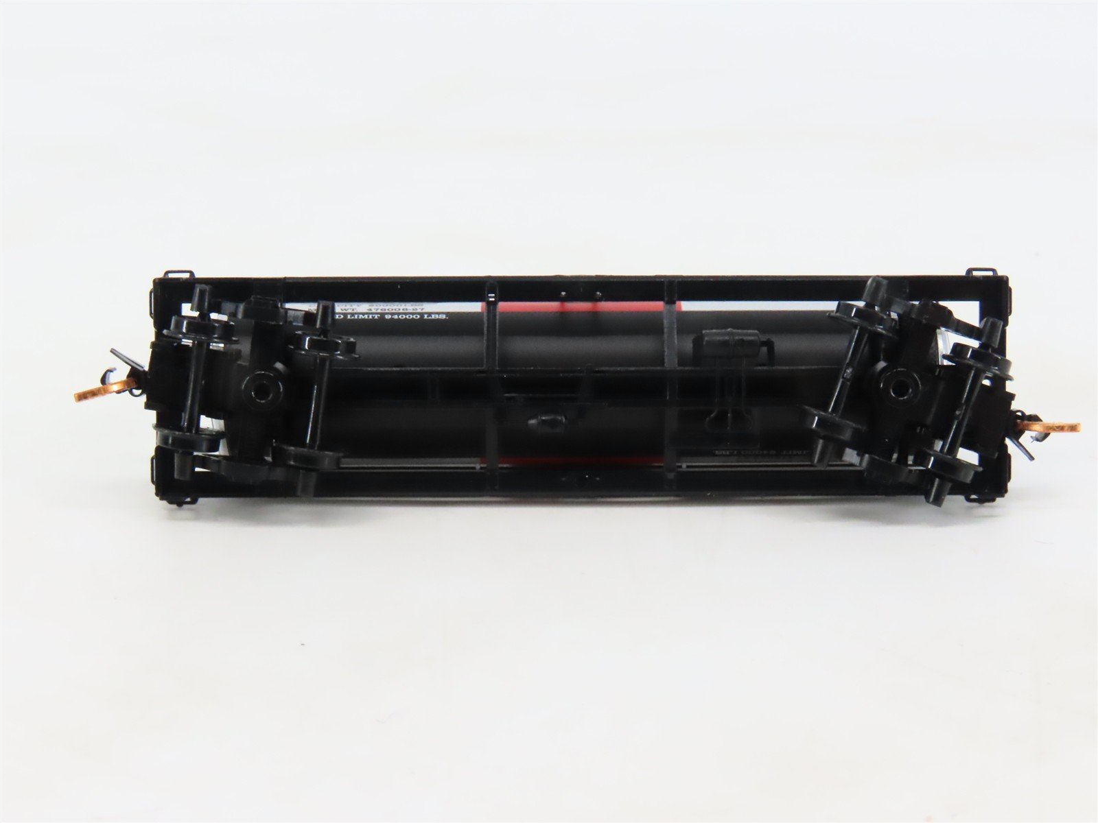 N Scale Micro-Trains 06500780 SKYX Skelly Oil Co. 39' Single Dome Tank Car RTR