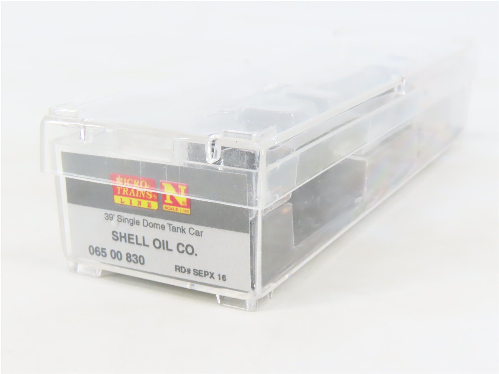 N Scale Micro-Trains 06500830 SEPX Shell Oil Co. 39' Single Dome Tank Car 16 RTR