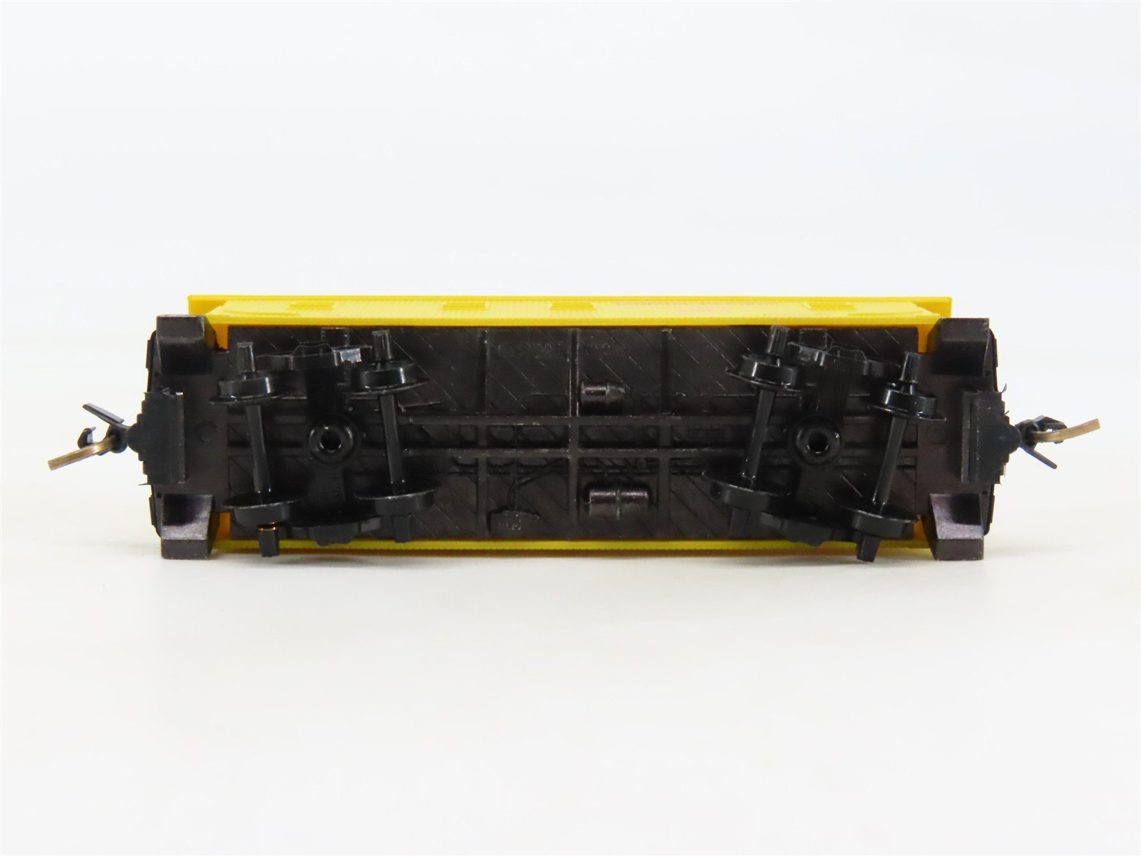 N Scale Micro-Trains 50100 UP Union Pacific 34' Wood-Sheathed Caboose 3232 RTR
