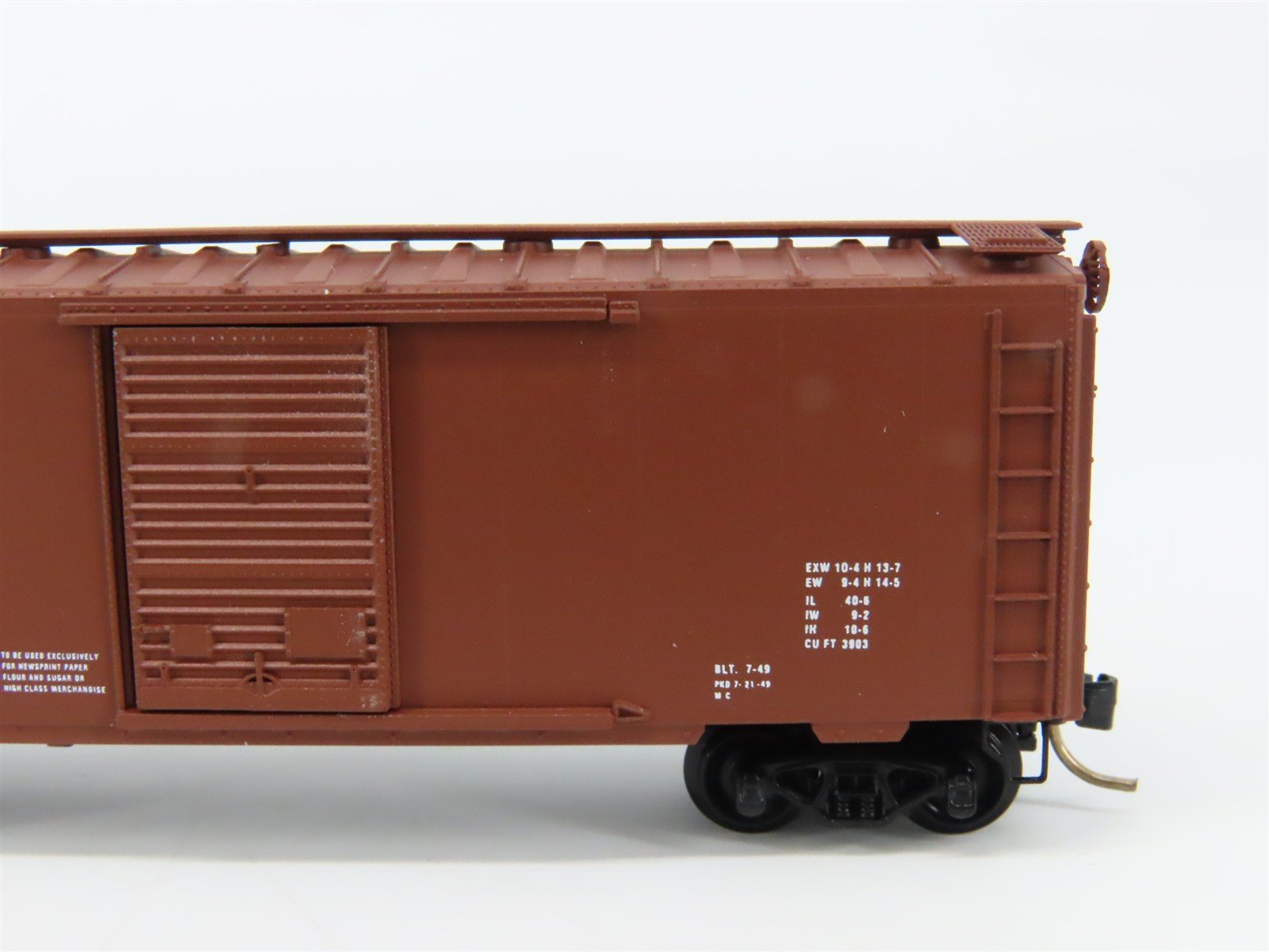 N Scale Micro-Trains 20136 CP Canadian Pacific 40' Box Car 269960 RTR