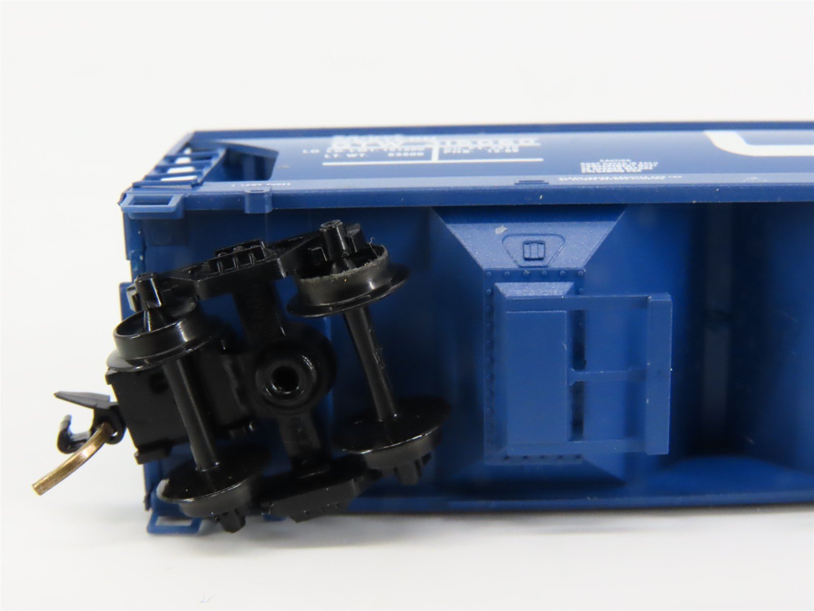 N Scale Micro-Trains 92010 GTW Grand Trunk Western 2-Bay Covered Hopper RTR