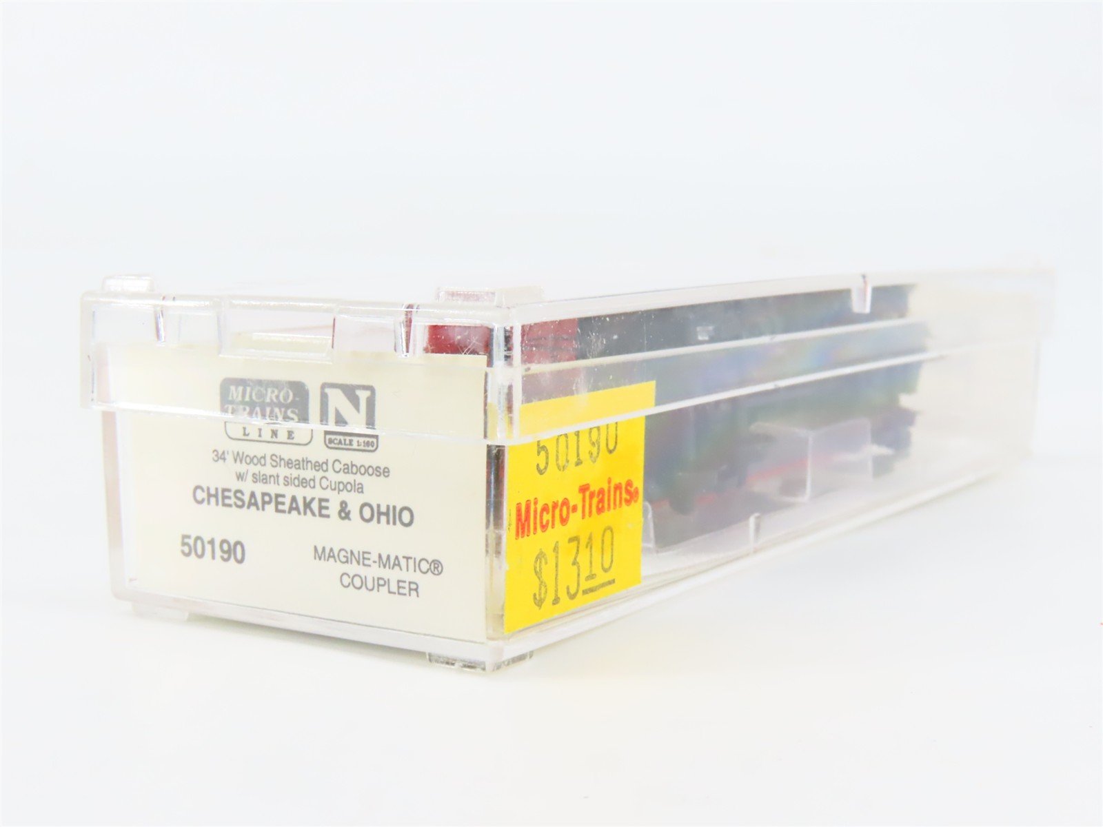 N Scale Micro-Trains 50190 C&O Chesapeake & Ohio 34' Wood Sheathed Caboose RTR