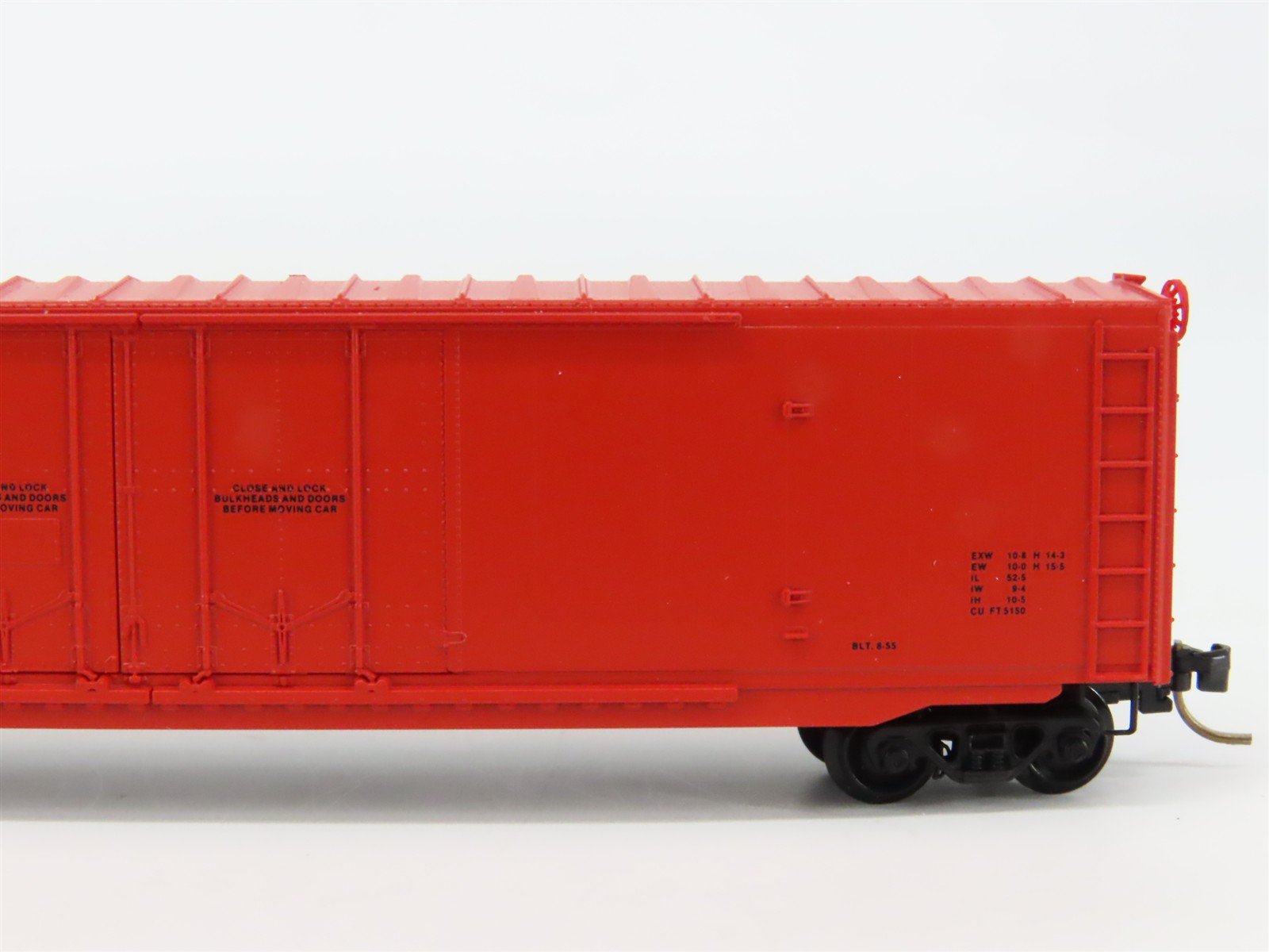 N Scale Micro-Trains 75020 USLX Astoria Plywood Corp. 50' Box Car 10067 RTR