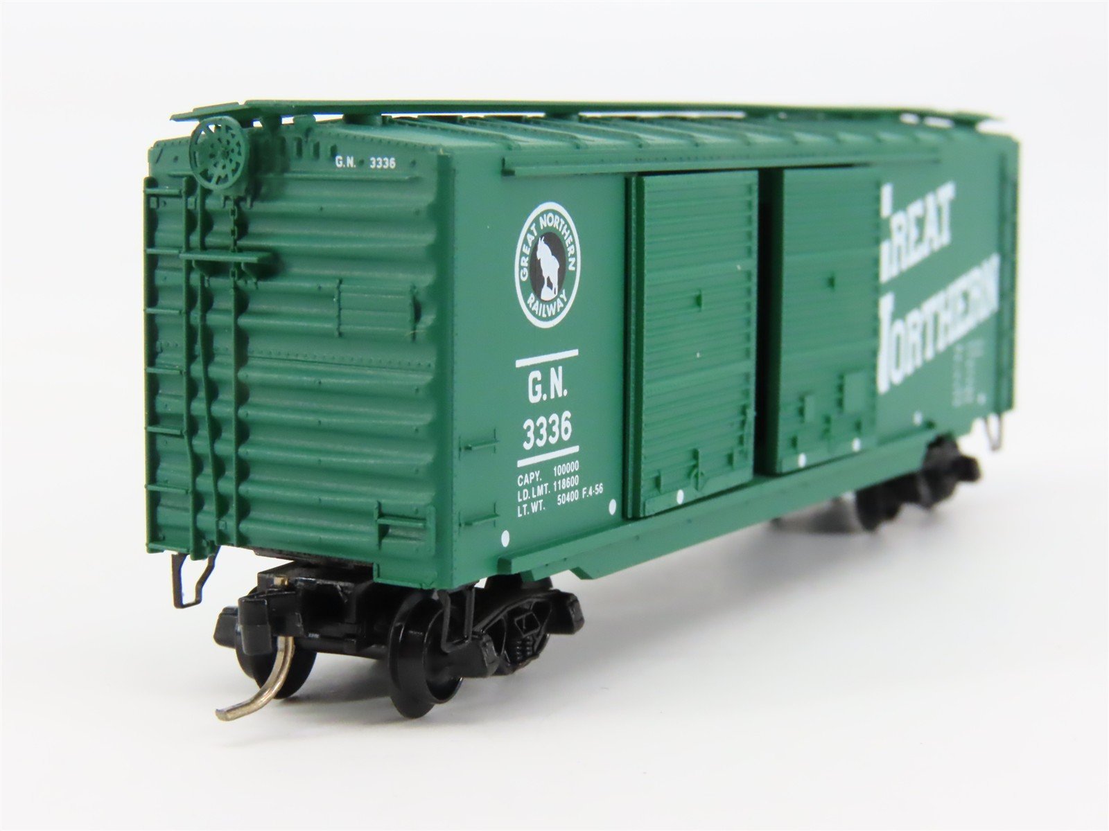 N Scale Micro-Trains 23190 GN Great Northern 40' Double Door Box Car 3336 RTR