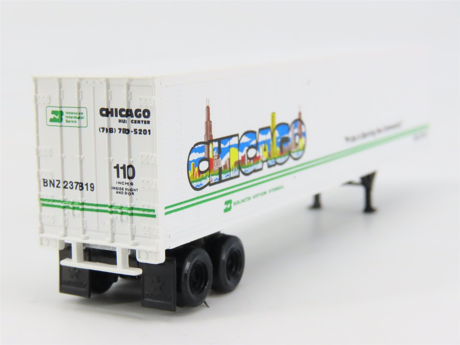 N Scale Micro-Trains 67080 BN Burlington Northern 45' 45' Van Trailer 237819 RTR