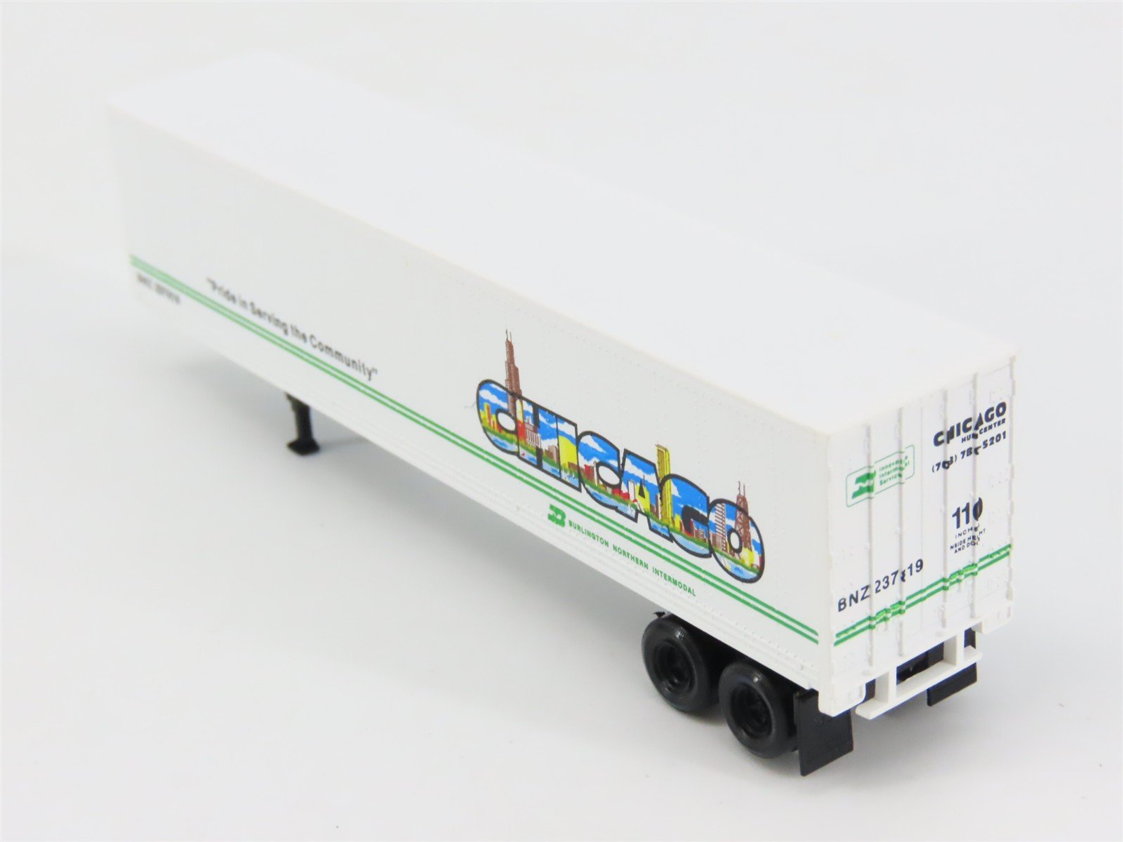 N Scale Micro-Trains 67080 BN Burlington Northern 45' 45' Van Trailer 237819 RTR