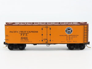 N Scale Micro-Trains 59010 PFE Pacific Fruit Express 40' Ice Reefer 40400 RTR
