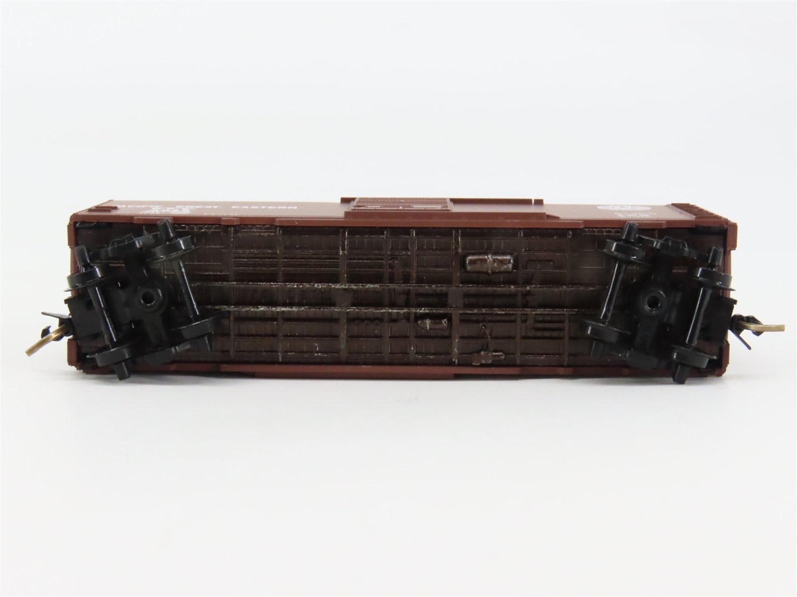 N Scale Micro-Trains 20970 PGE Pacific Great Eastern 40' Box Car 4022 RTR