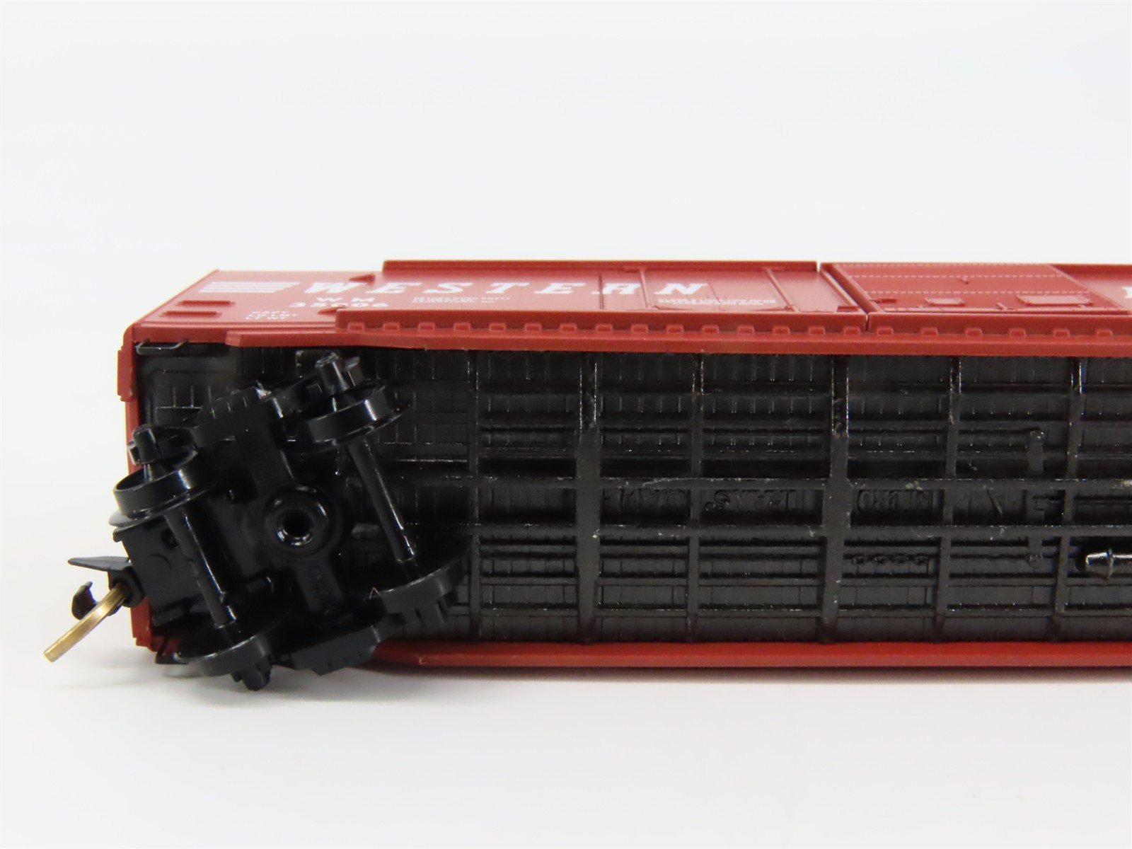 N Scale Micro-Trains 33070 WM Western Maryland 50' Box Car 35006 RTR