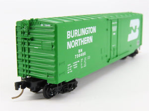N Scale Micro-Trains 38200 BN Burlington Northern 50' Plug Door Box Car RTR