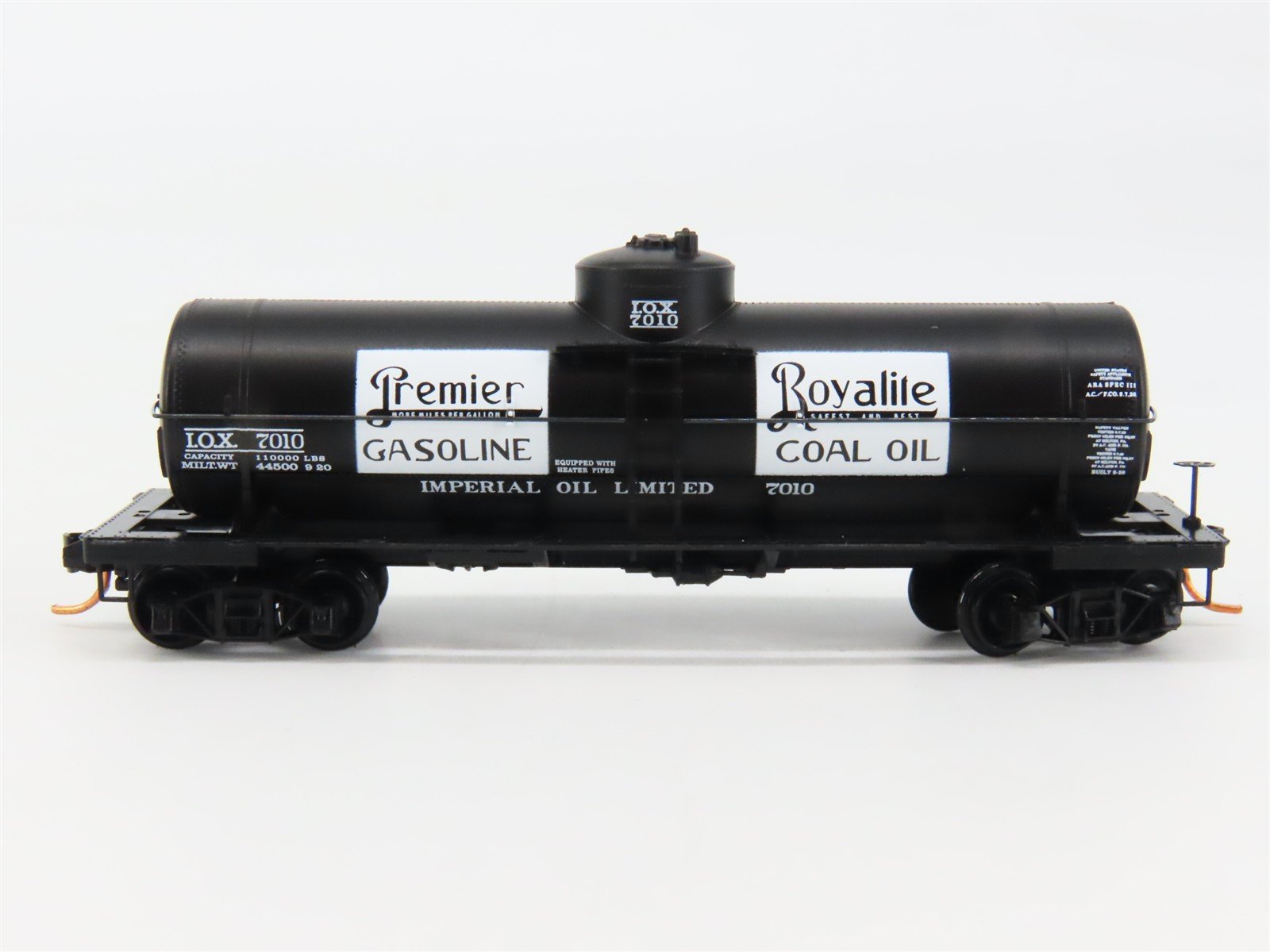 N Scale Micro-Trains 06500770 IOX Imperial Oil 39' Tank Car 7010 RTR