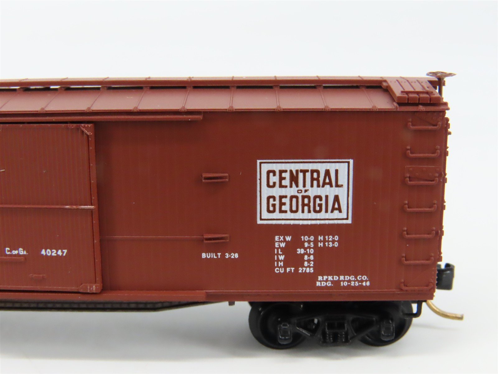 N Scale Micro-Trains 39150 40' Double-Sheathed Wood Box Car RTR
