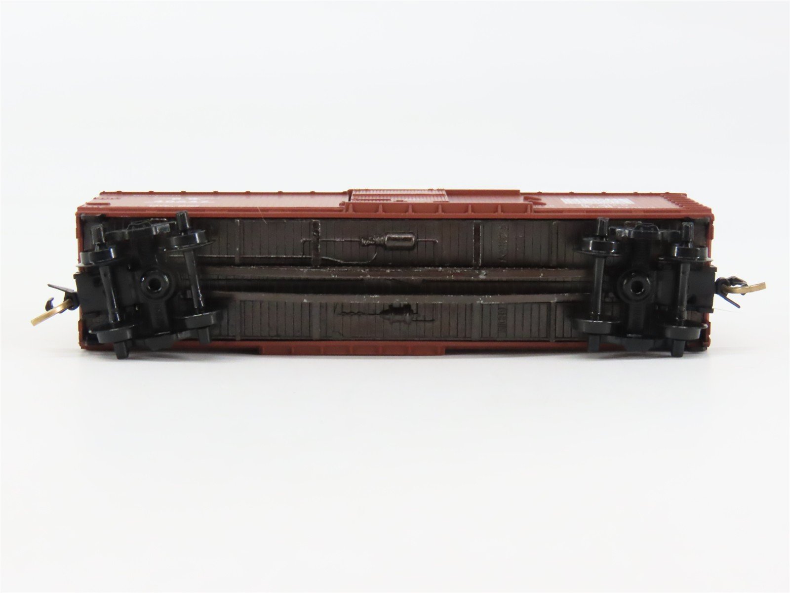 N Scale Micro-Trains 39150 40' Double-Sheathed Wood Box Car RTR