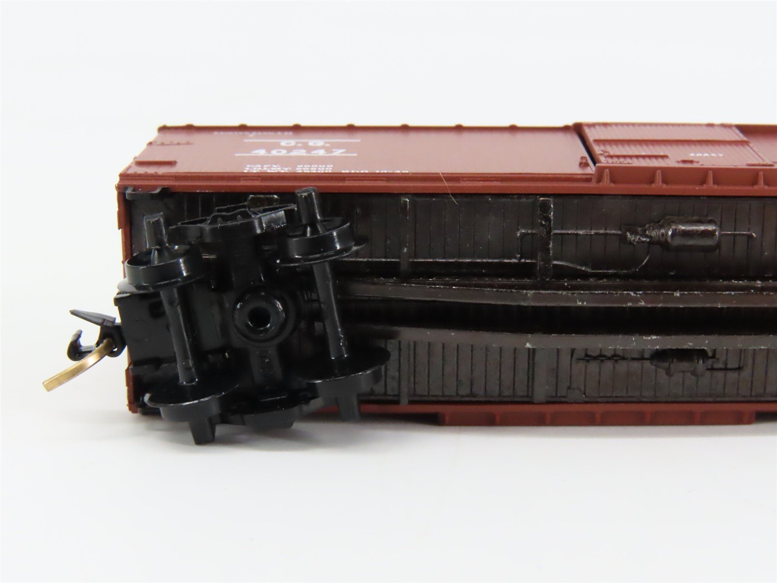 N Scale Micro-Trains 39150 40' Double-Sheathed Wood Box Car RTR