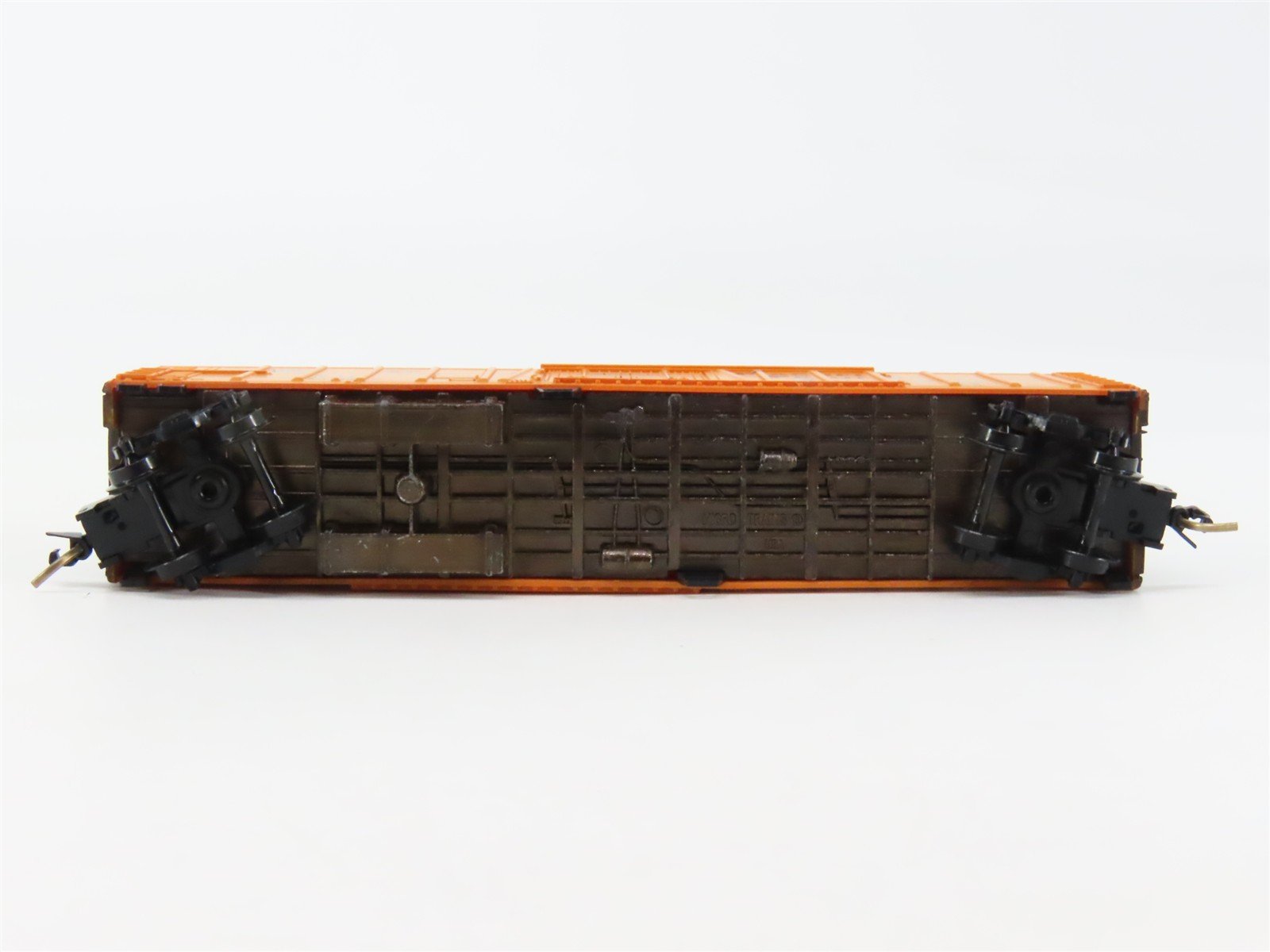 N Scale Micro-Trains 70010 PFE Pacific Fruit Express 51' Mechanical Reefer RTR