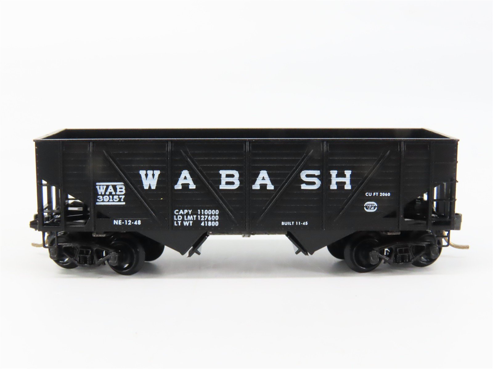 N Scale Micro-Trains 57060 WAB Wabash 33' 2-Bay Hopper 39157 RTR