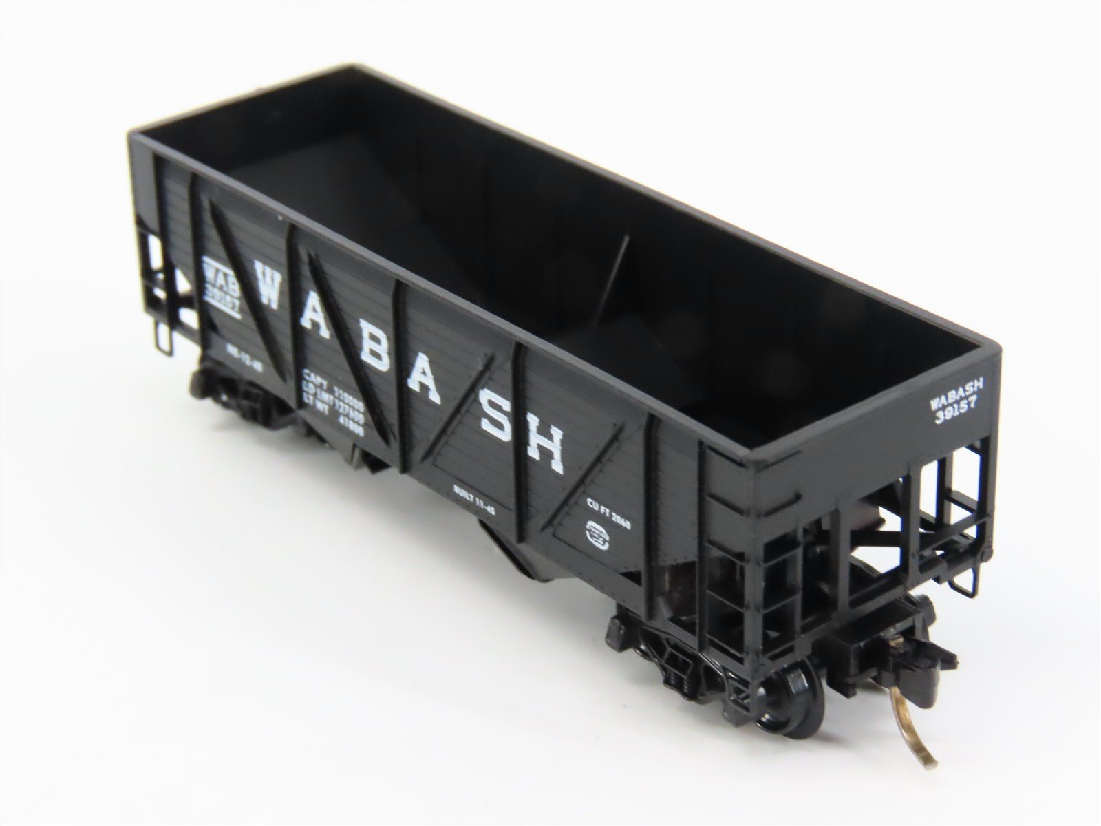 N Scale Micro-Trains 57060 WAB Wabash 33' 2-Bay Hopper 39157 RTR