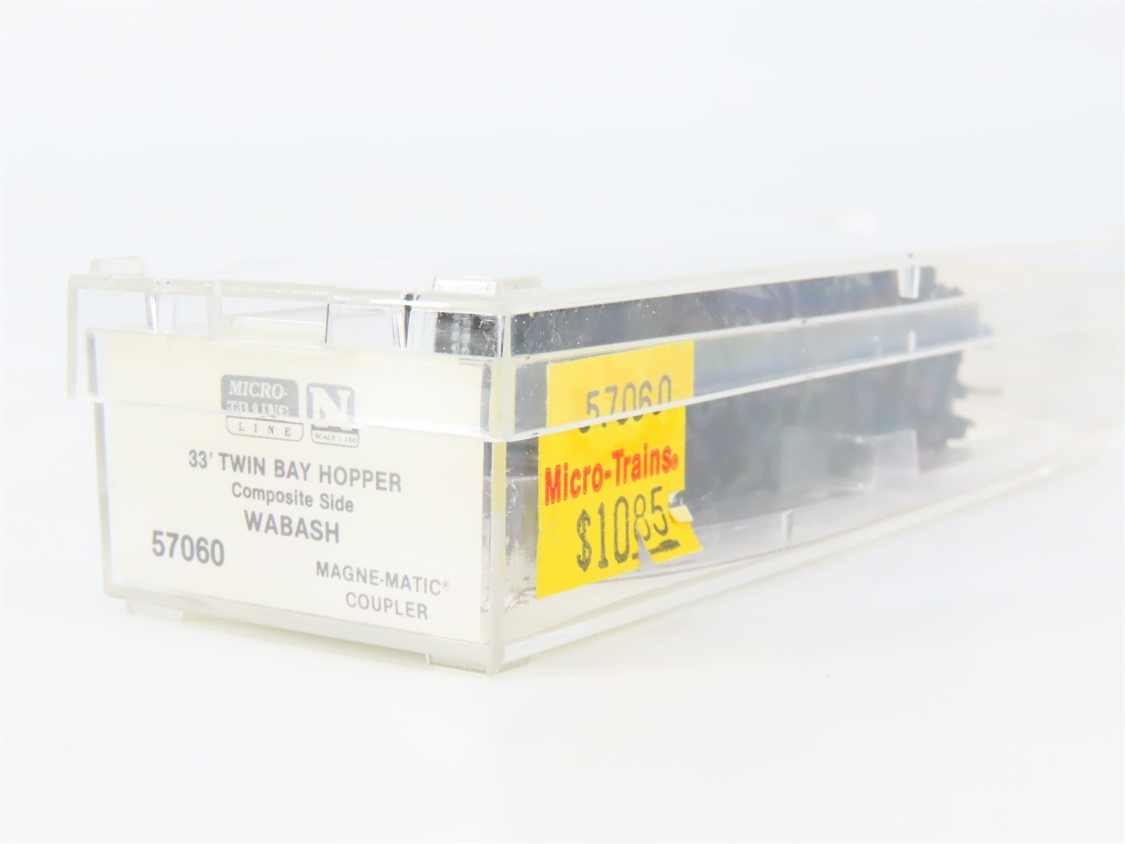 N Scale Micro-Trains 57060 WAB Wabash 33' 2-Bay Hopper 39157 RTR
