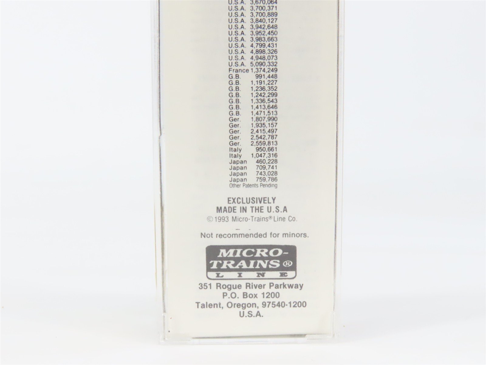 N Scale Micro-Trains 38190 CN Canadian National 50' Box Car 401265 RTR