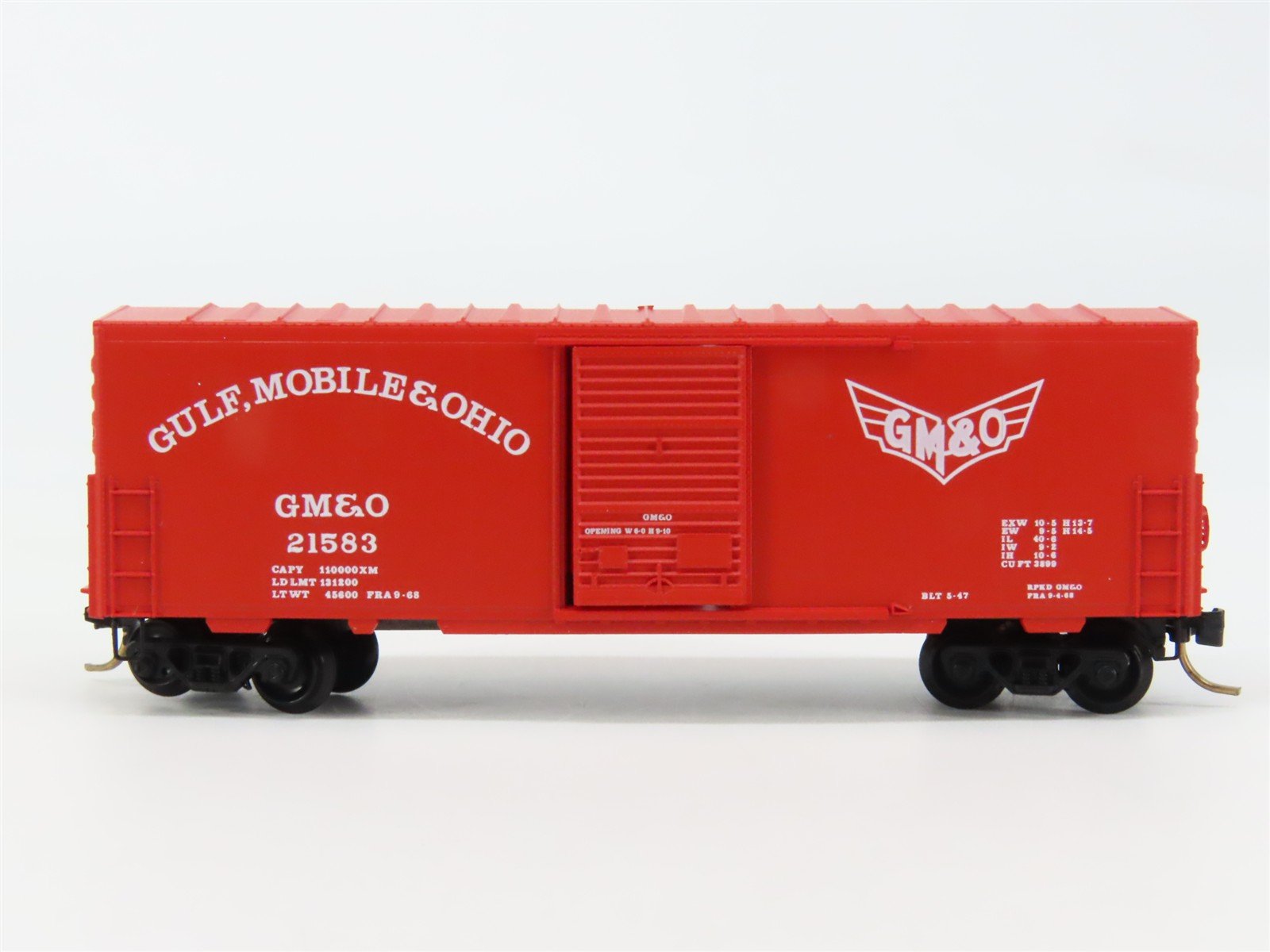 N Scale Micro-Trains 24240 GMO Gulf, Mobile & Ohio 40' Box Car 21583 RTR