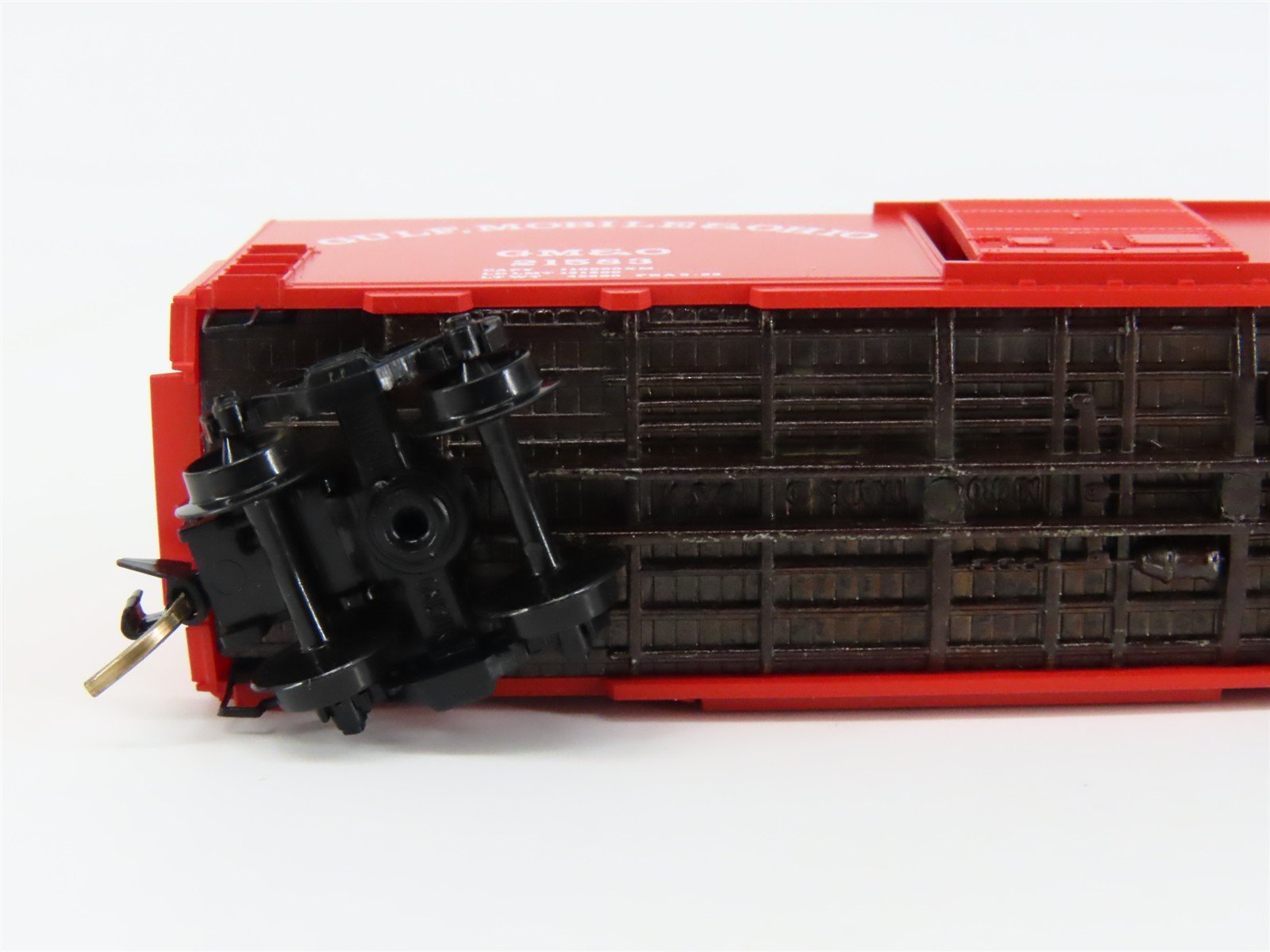 N Scale Micro-Trains 24240 GMO Gulf, Mobile & Ohio 40' Box Car 21583 RTR