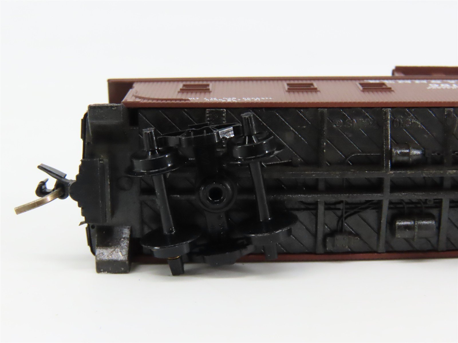 N Scale Micro-Trains 51160 PRR Pennsylvania 34' Wood-Sheathed Caboose 981678 RTR
