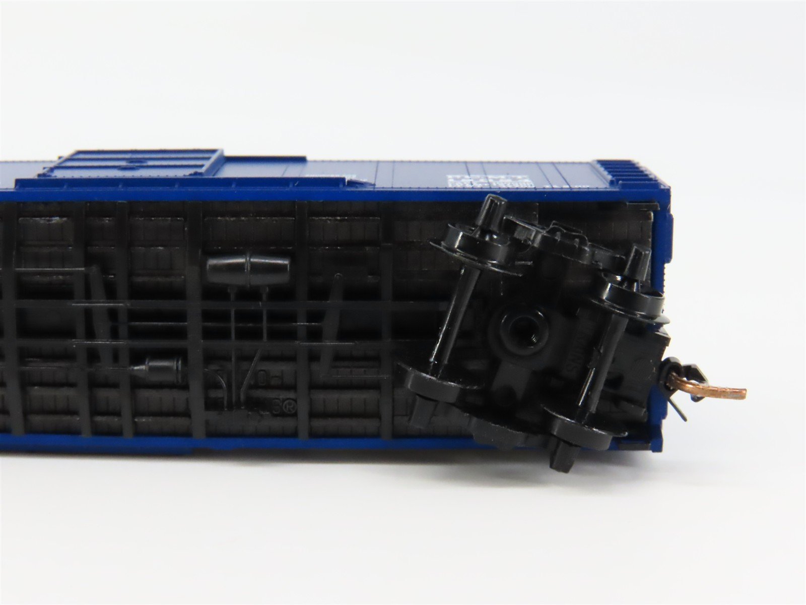 N Scale Micro-Trains 120220 PCMT Pepsi-Cola 40' Box Car 12024 RTR