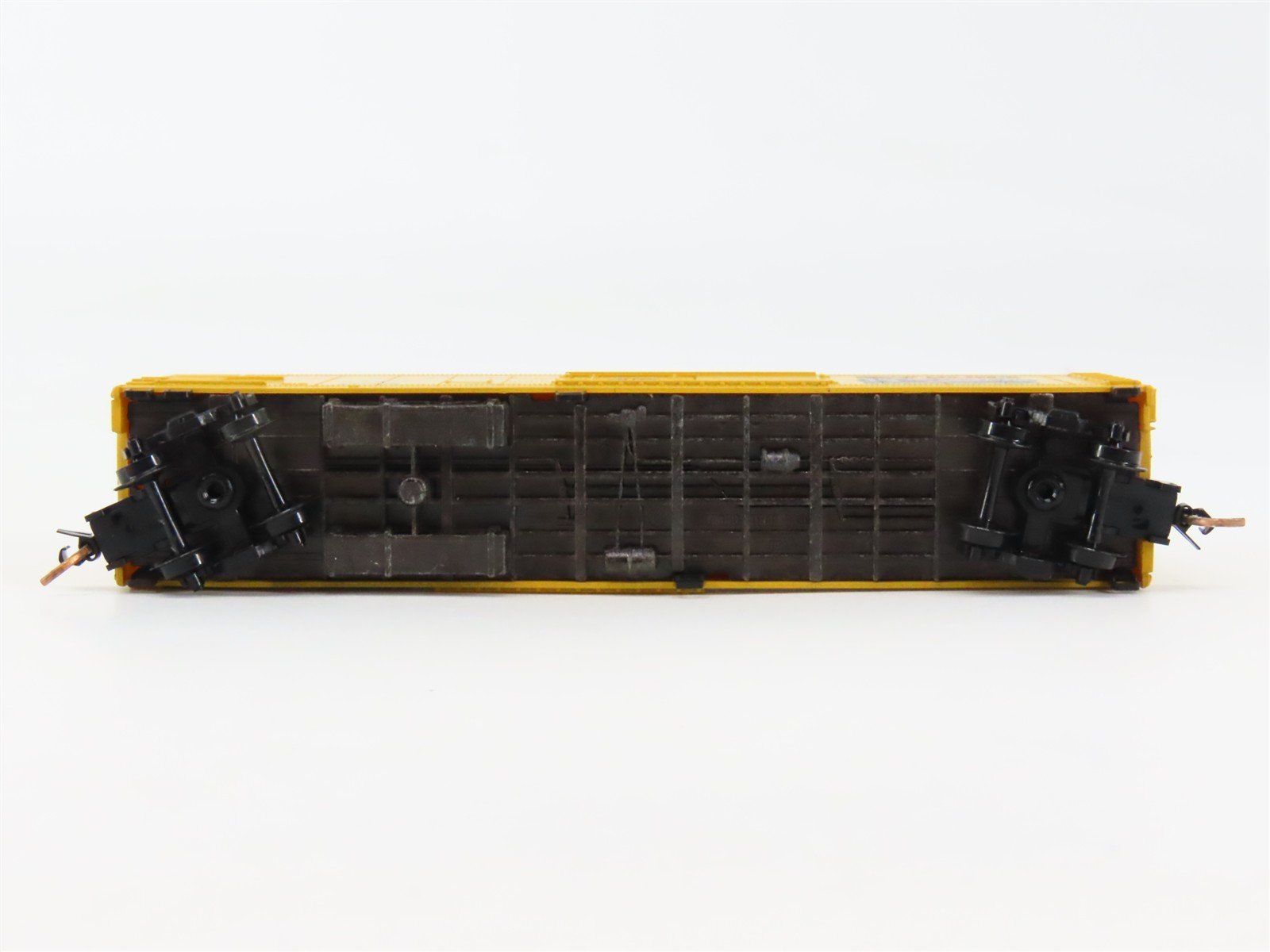 N Scale Micro-Trains 69090 PCEX Pepsi-Cola 51' Reefer 6901 RTR
