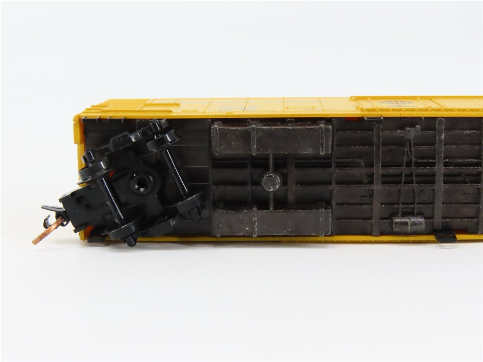 N Scale Micro-Trains 69090 PCEX Pepsi-Cola 51' Reefer 6901 RTR